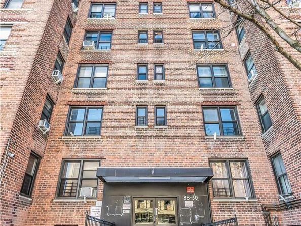 88-30 182 Street 4D, Hollis NY 11423