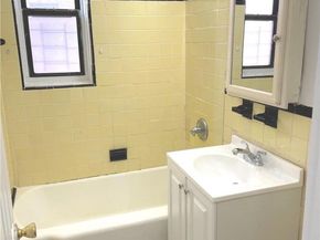 88-30 182 Street 4D, Hollis NY 11423