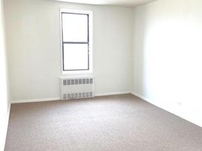 88-30 182 Street 4D, Hollis NY 11423