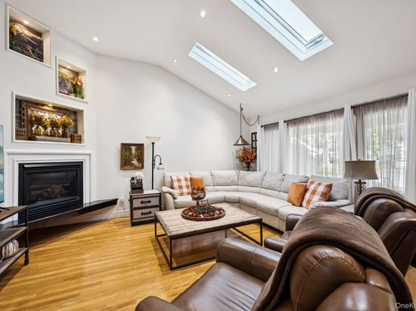 4060 Clark Street, Seaford NY 11783