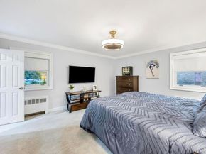 24 Glenwood Road, Plainview NY 11803