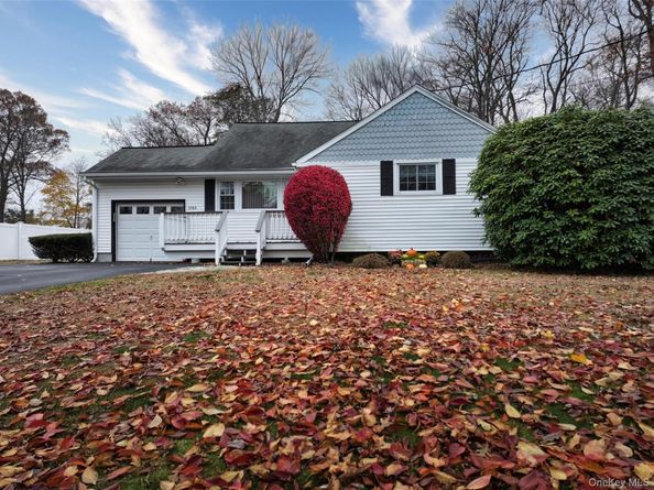 3763 Briarhill Street, Mohegan Lake NY 10547