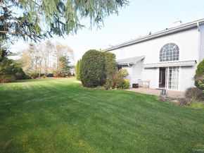 677 Balfour Place, Melville NY 11747