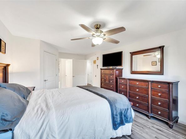 156 Ashley Court, Central Islip NY 11722