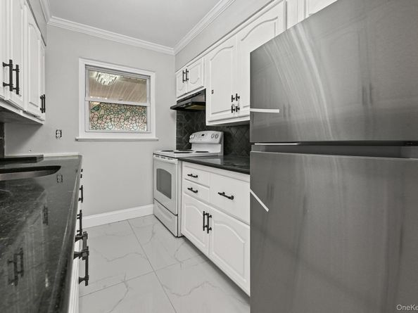 312 Coventry Road S, West Hempstead NY 11552