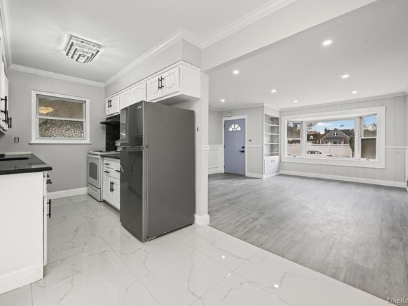 312 Coventry Road S, West Hempstead NY 11552