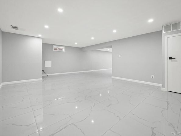 312 Coventry Road S, West Hempstead NY 11552