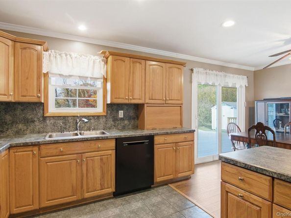 143 Jamaica Avenue, Medford NY 11763