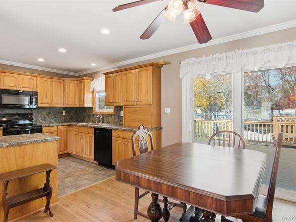 143 Jamaica Avenue, Medford NY 11763