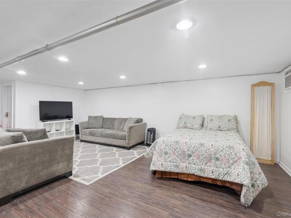 131-18 226th Street, Laurelton NY 11413