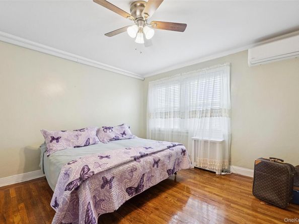 131-18 226th Street, Laurelton NY 11413