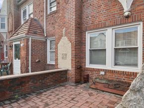 131-18 226th Street, Laurelton NY 11413