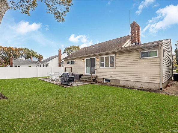 1745 Gerose Court, East Meadow NY 11554