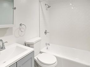 229 E Hawthorne Avenue, Valley Stream NY 11580