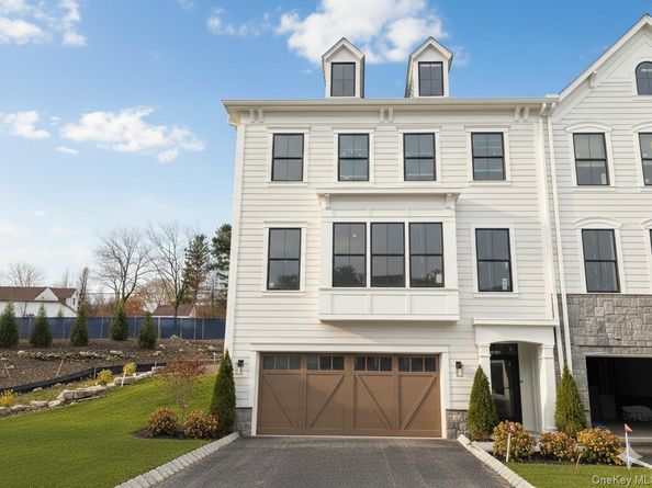 1803 Soundview Court, Yorktown Heights NY 10598