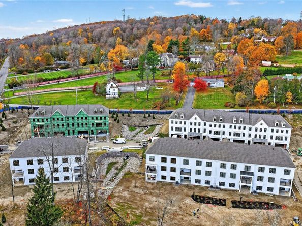 1803 Soundview Court, Yorktown Heights NY 10598