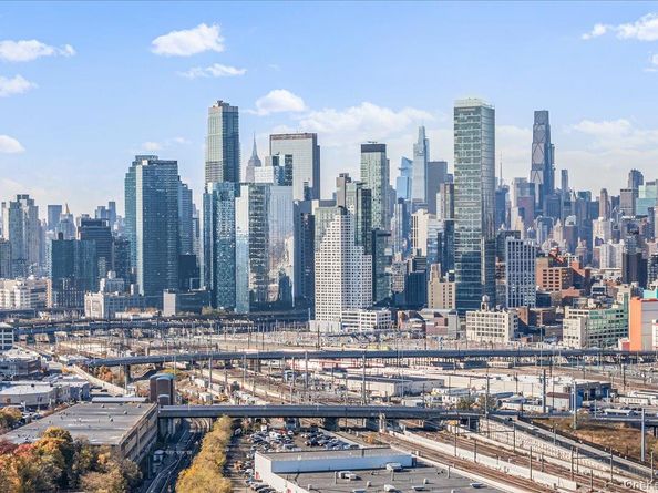 3921 48th Street, Sunnyside NY 11104