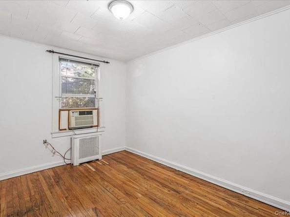 3921 48th Street, Sunnyside NY 11104