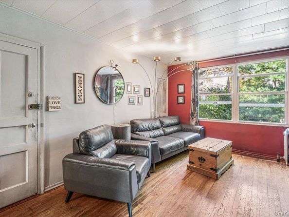 3921 48th Street, Sunnyside NY 11104