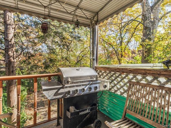 3921 48th Street, Sunnyside NY 11104