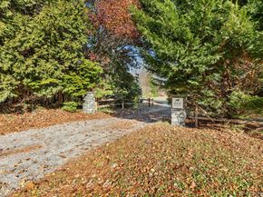 1800 Sound Avenue, Mattituck NY 11952