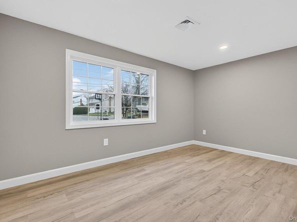 27 Claire Lane, Sayville NY 11782