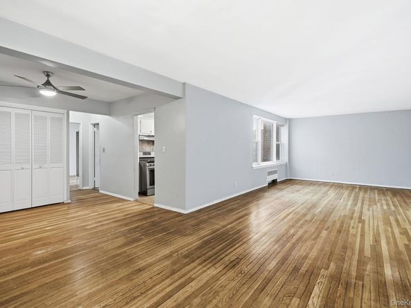 65 Durham Road 3F, Bronxville NY 10708