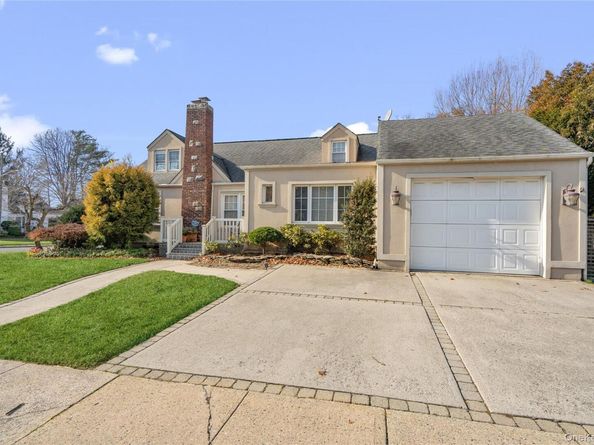 126 Oakland Avenue, West Hempstead NY 11552