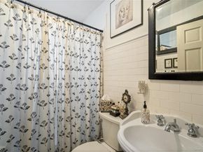 126 Oakland Avenue, West Hempstead NY 11552