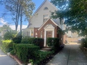 10922 Myrtle Avenue, Richmond Hill North NY 11418
