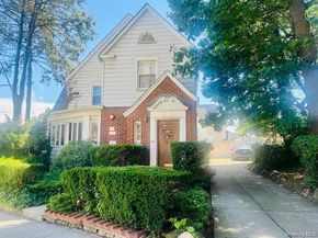 10922 Myrtle Avenue, Richmond Hill North NY 11418