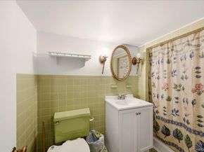 707 Hollywood Avenue, Bronx NY 10465