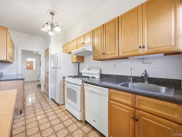 2244 43rd Street, Astoria NY 11105