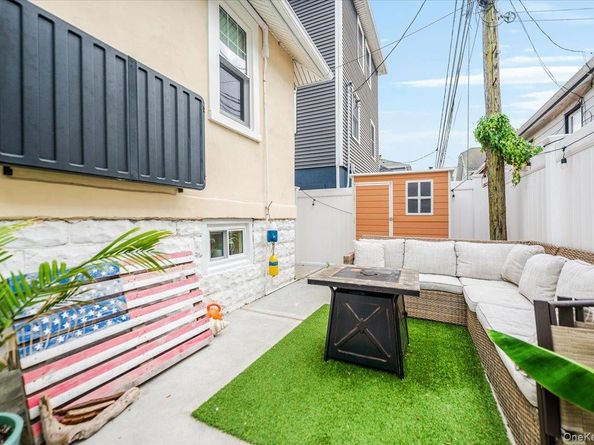77 Florida Street, Long Beach NY 11561