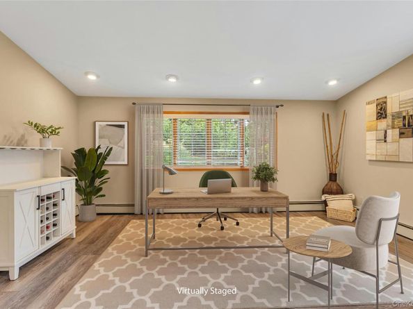8 Lois Lane, Old Bethpage NY 11804