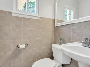8 Lois Lane, Old Bethpage NY 11804