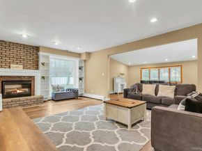 8 Lois Lane, Old Bethpage NY 11804