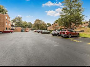 14 Fieldstone Drive 340, Hartsdale NY 10530