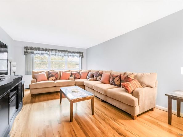 14 Fieldstone Drive 340, Hartsdale NY 10530