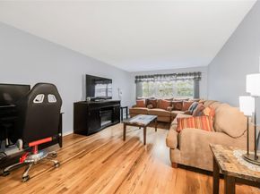 14 Fieldstone Drive 340, Hartsdale NY 10530