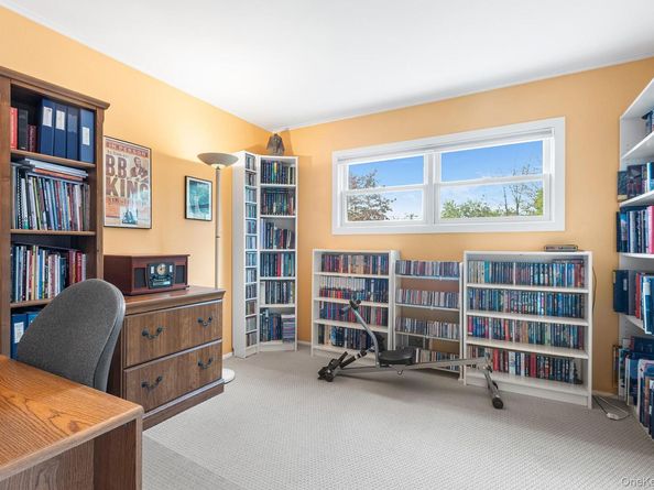 19 Donald Lane, Ossining NY 10562