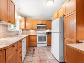 19 Donald Lane, Ossining NY 10562