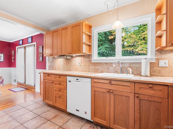 19 Donald Lane, Ossining NY 10562