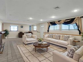 33 Pittoni Drive, Commack NY 11725