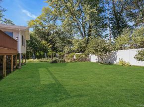 33 Pittoni Drive, Commack NY 11725