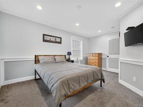 88 Bayview Avenue W, Lindenhurst NY 11757