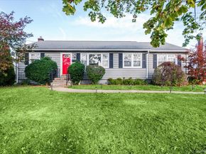 165 Tremont Road, Lindenhurst NY 11757