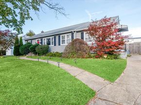 165 Tremont Road, Lindenhurst NY 11757