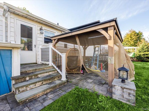165 Tremont Road, Lindenhurst NY 11757