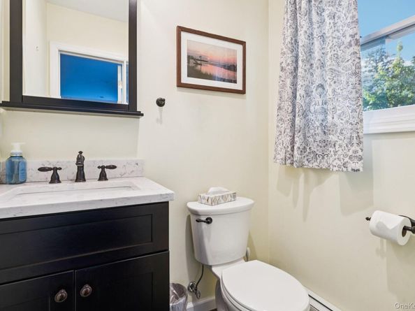 323 Barwick Boulevard, Mineola NY 11501